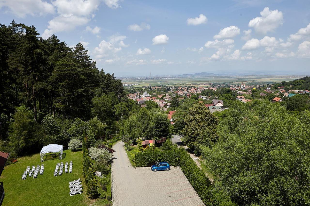 Hotel Bellavista Brasov Săcele Exterior foto