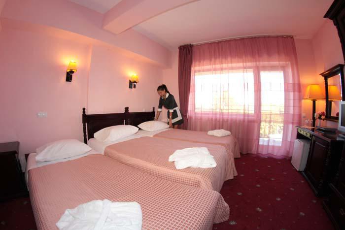 Hotel Bellavista Brasov Săcele Exterior foto